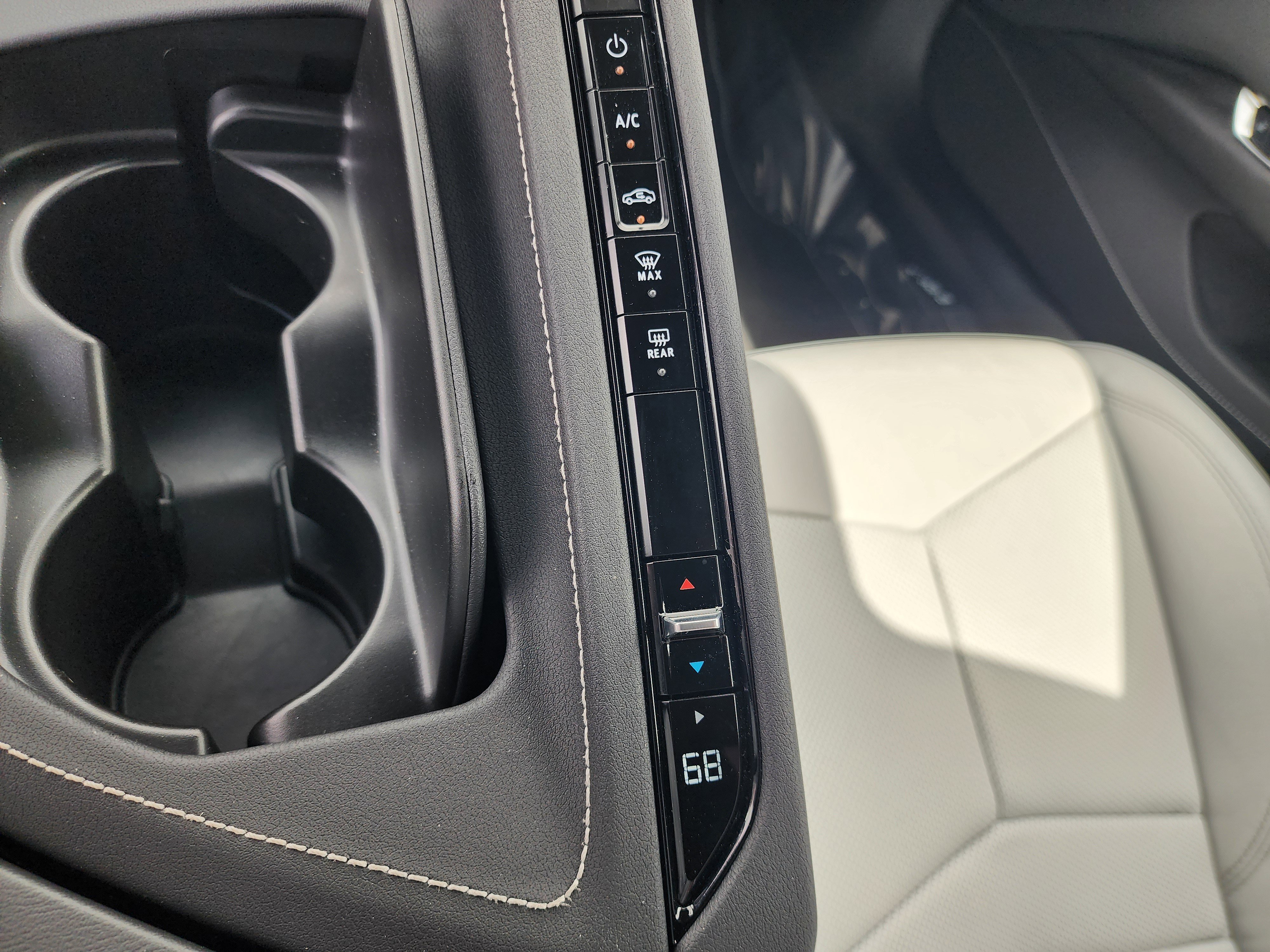 Used 2025 Chevrolet Corvette Stingray Coupe w/ 1LT image 34