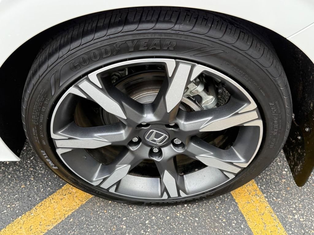 Used 2025 Honda Civic Sport Touring image 7