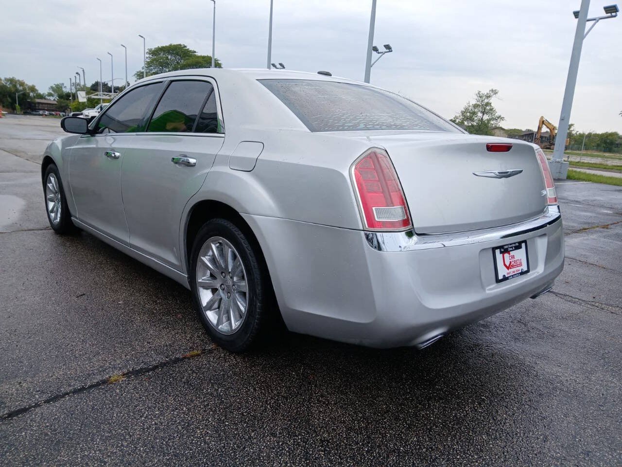 Used 2012 Chrysler 300 Limited RWD image 7