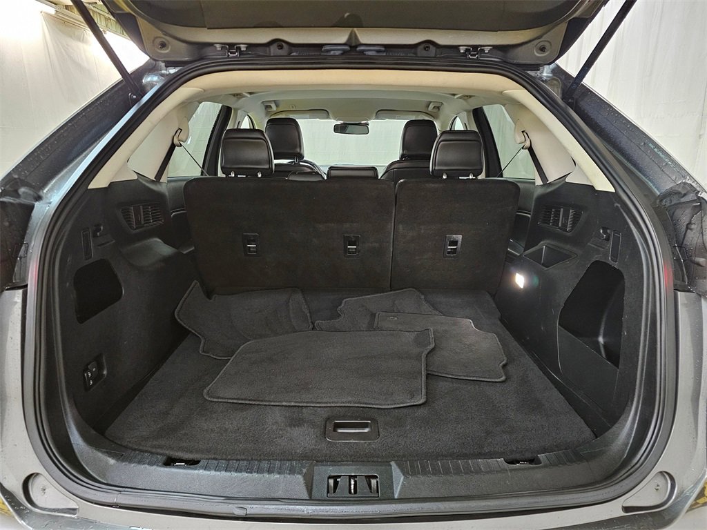 Used 2021 Ford Edge SEL w/ Cargo Accessory Package image 14