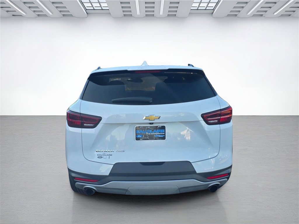 Used 2023 Chevrolet Blazer LT w/ Convenience Package image 5