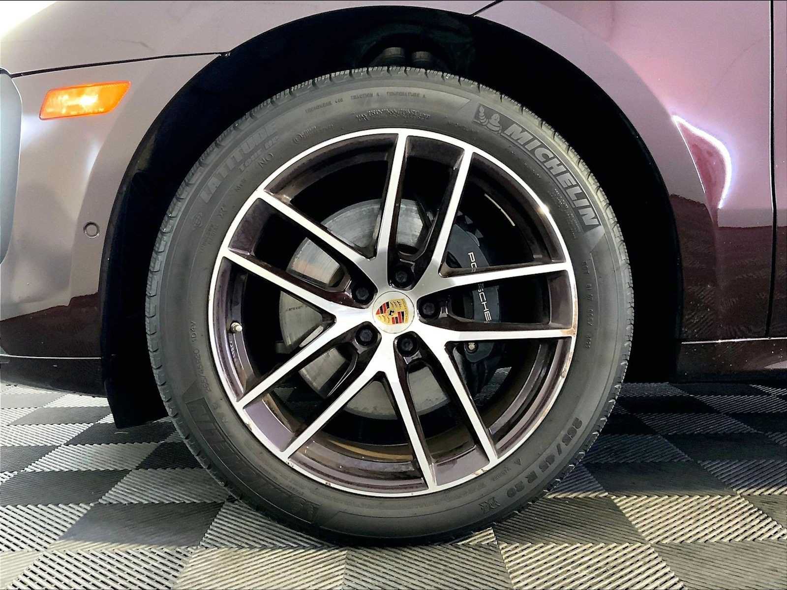 Used 2023 Porsche Macan S AWD/4WD image 12