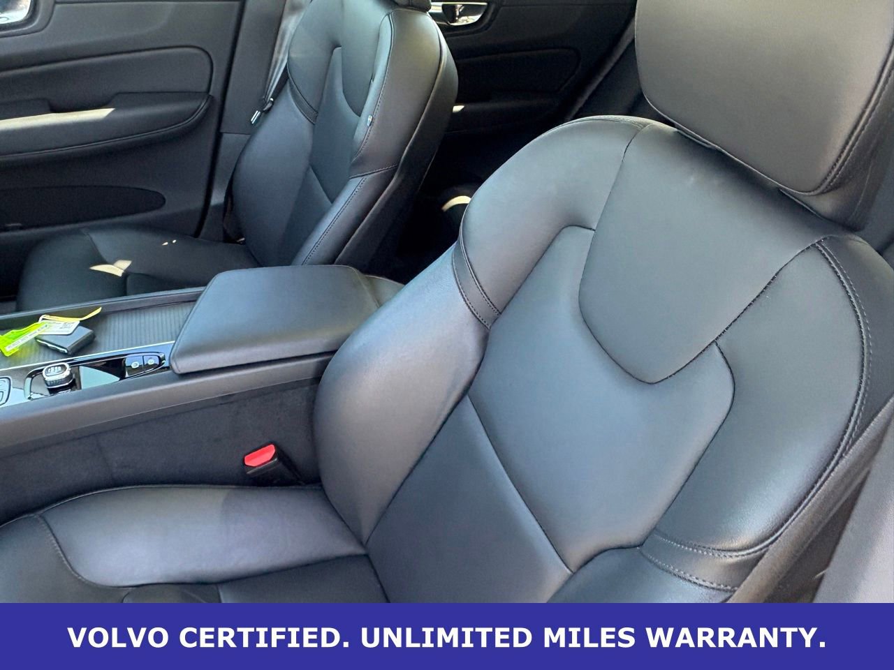 Certified 2025 Volvo XC60 B5 Core AWD/4WD image 28
