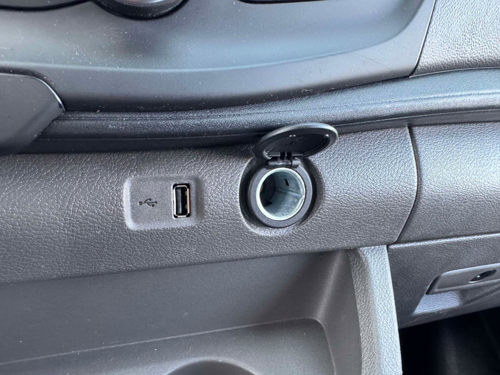 Used 2025 Ford Transit 250 Low Roof w/ Exterior Upgrade Package RWD image 30