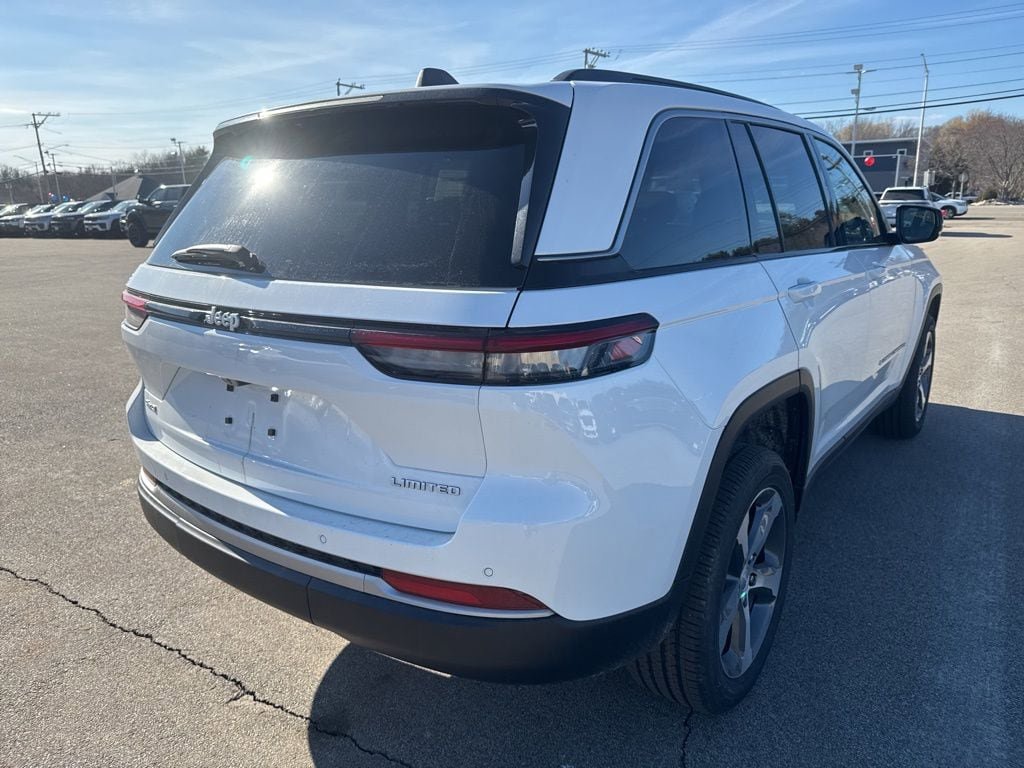New 2026 Jeep Grand Cherokee Limited AWD/4WD image 5