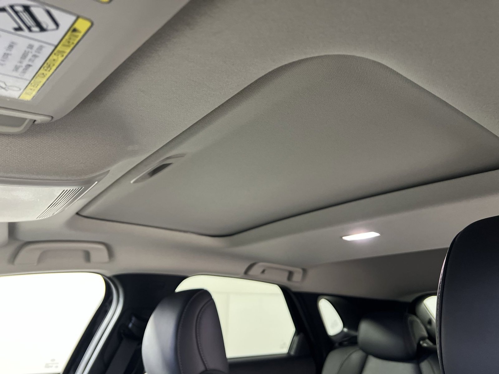 Used 2025 MAZDA CX-30 AWD 2.5 S w/ Preferred Package image 24