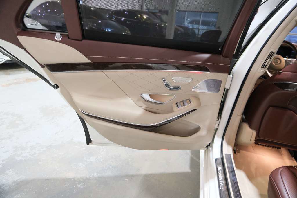 Used 2018 Mercedes-Benz S 560 4MATIC Sedan image 24