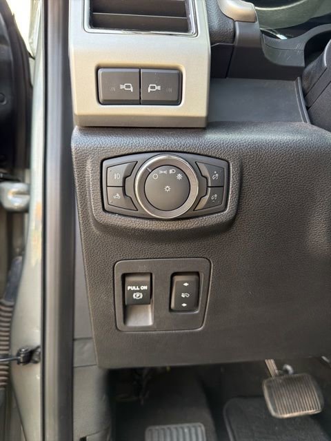 Used 2019 Ford F150 Lariat w/ Equipment Group 501A Mid AWD/4WD image 20