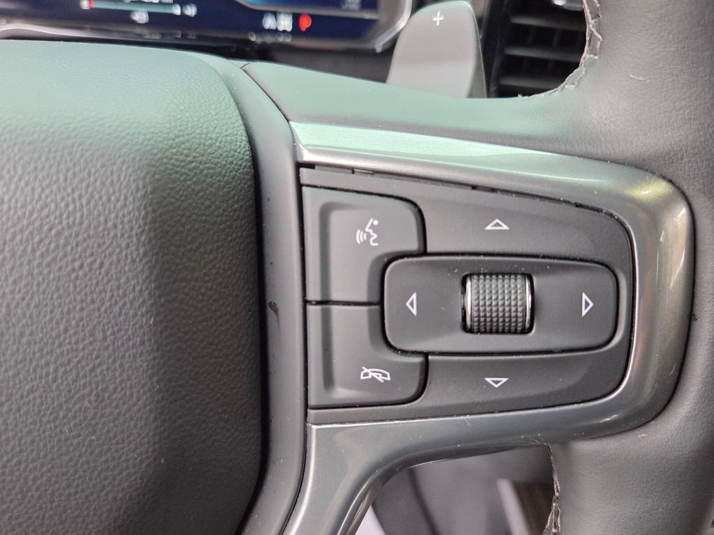 Used 2025 Chevrolet Silverado 1500 LT Trail Boss w/ Convenience Package II image 22