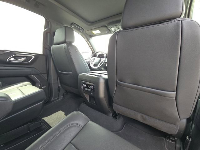 Used 2024 Chevrolet Tahoe LT w/ LT Signature Plus Package RWD image 18