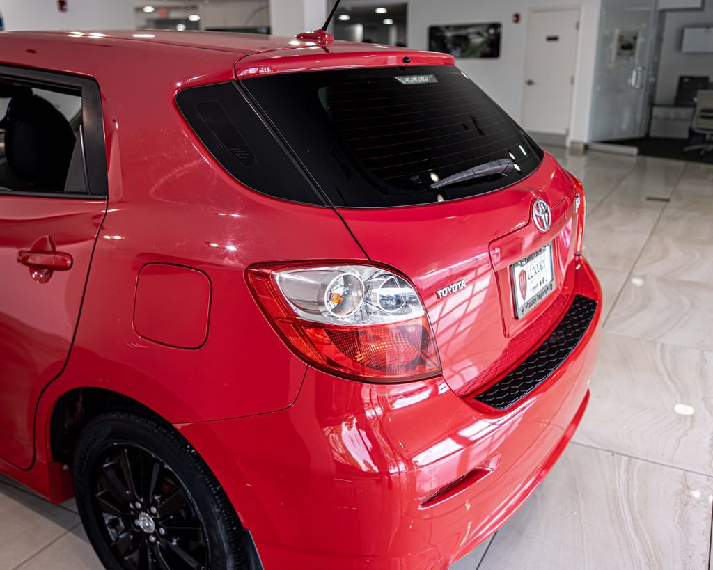 Used 2009 Toyota Matrix FWD image 14
