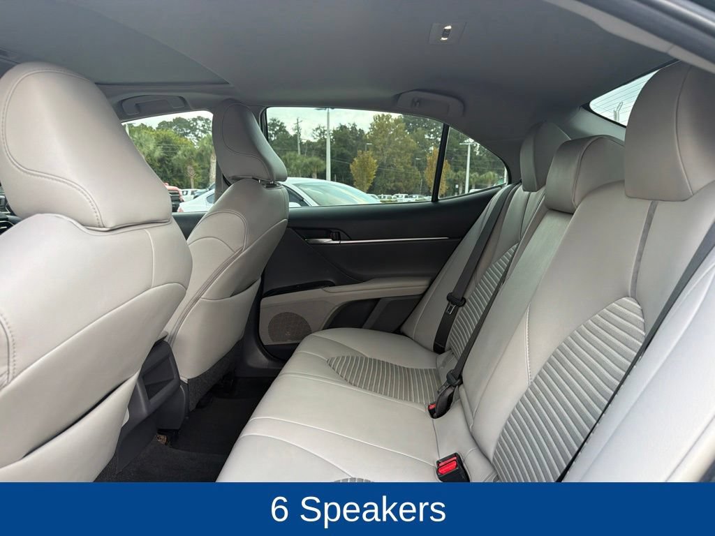Used 2019 Toyota Camry SE w/ Carpet Mat Package FWD image 16