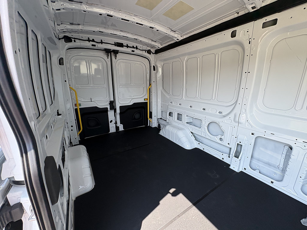 New 2026 Ford Transit 250 148 Medium Roof Extended AWD image 17