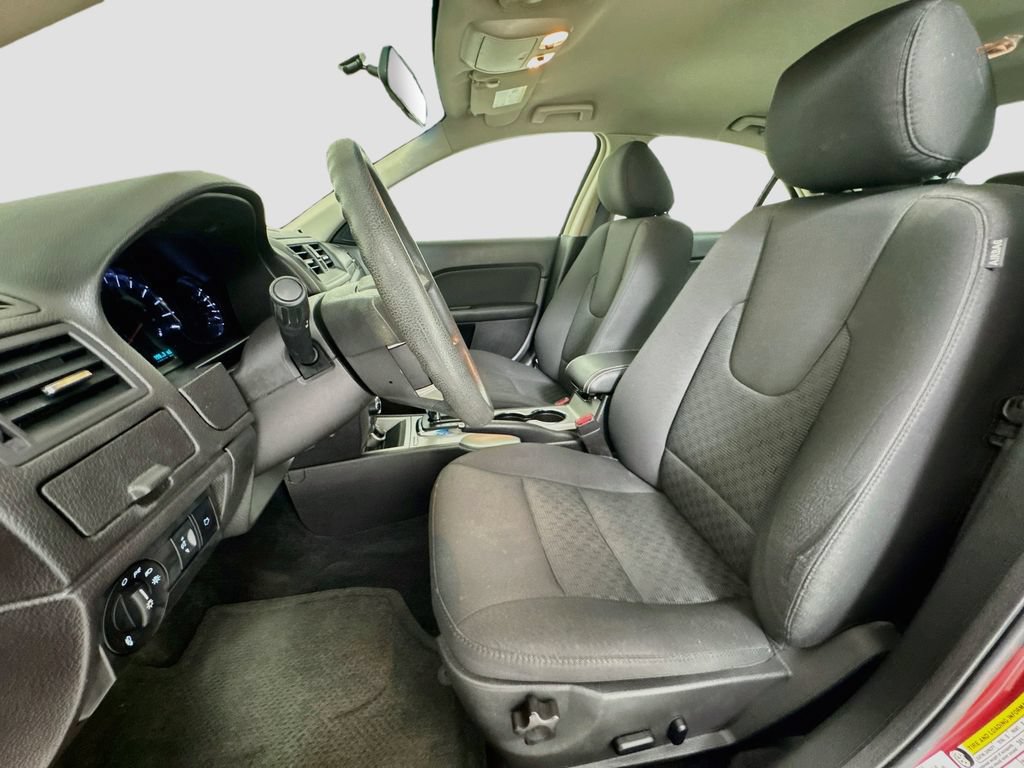 Used 2011 Ford Fusion SE w/ 201A Rapid Spec Order Code FWD image 12