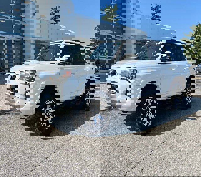 Used 2023 Toyota 4Runner TRD Off-Road Premium image 1