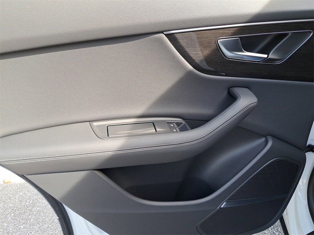 New 2026 Audi Q8 Premium Plus image 29