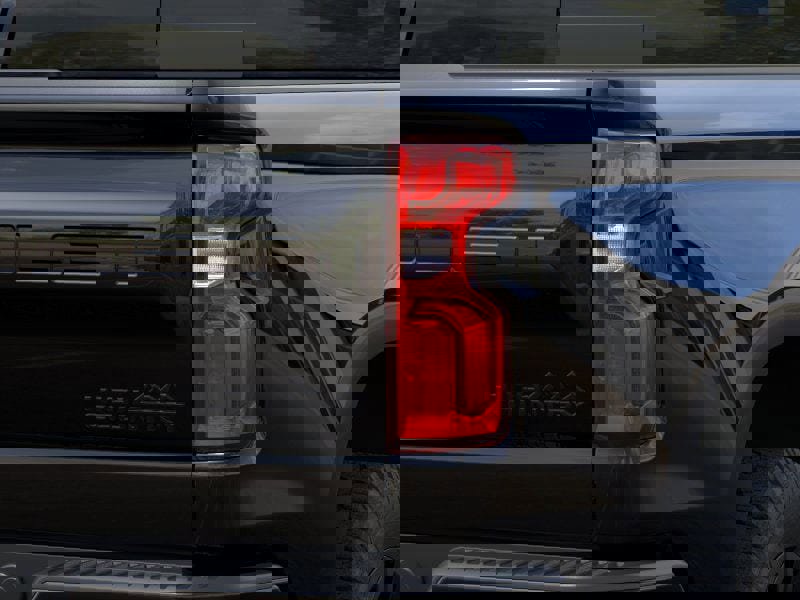 New 2025 Chevrolet Silverado 1500 High Country w/ Midnight Edition image 37
