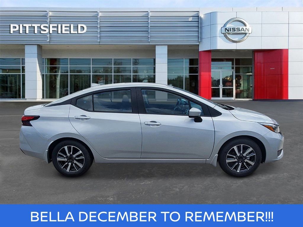 New 2025 Nissan Versa SV image 2