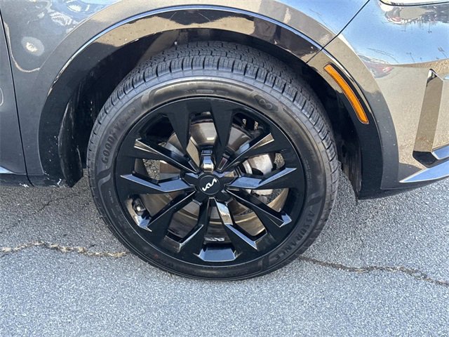 Certified 2022 Kia Sorento SX image 7