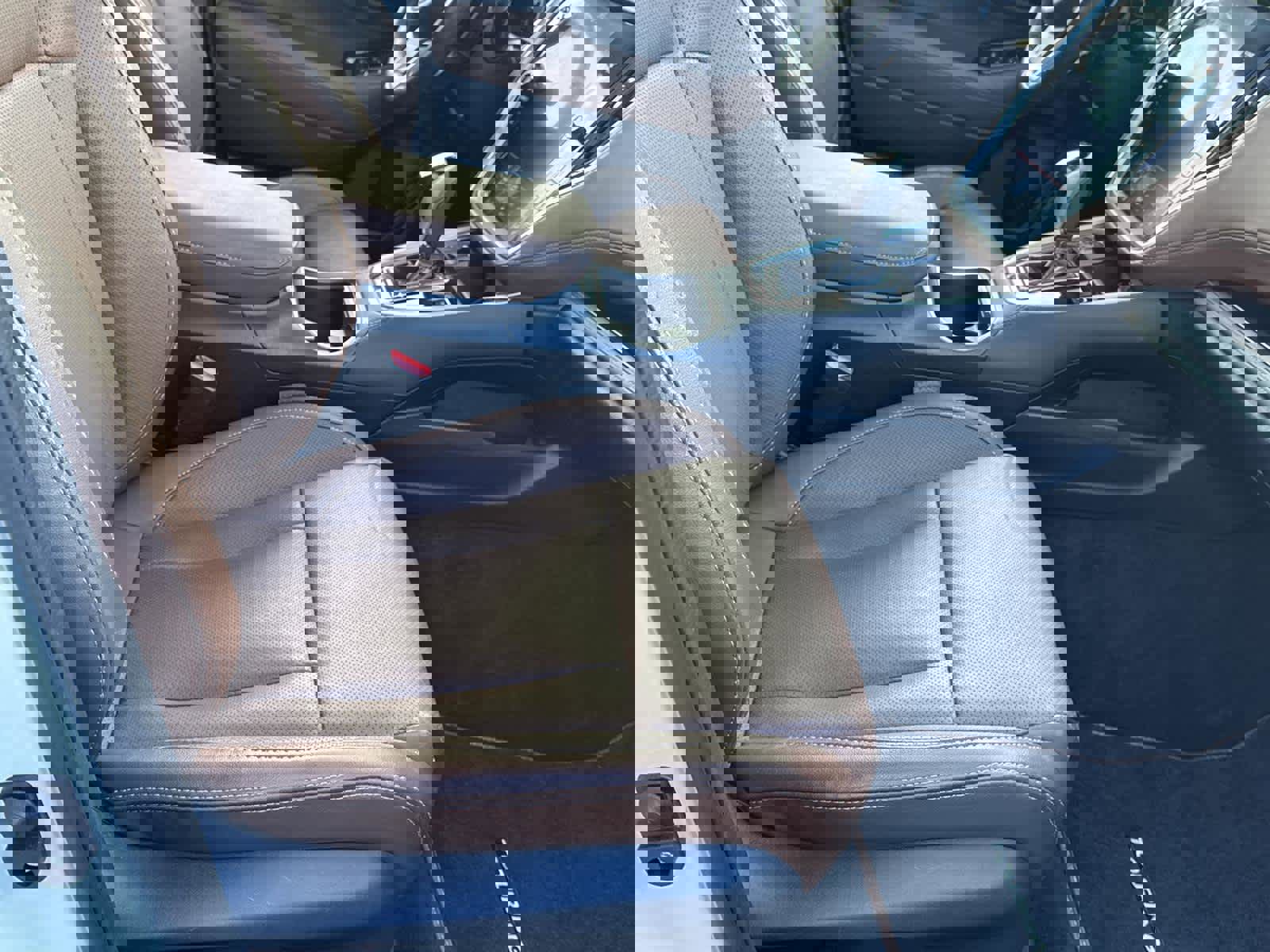 Used 2022 Subaru Outback Touring XT image 17