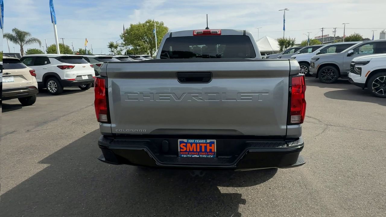 Used 2024 Chevrolet Colorado W/T RWD image 6