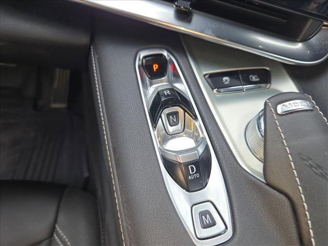 Used 2024 Chevrolet Corvette Z06 RWD image 11