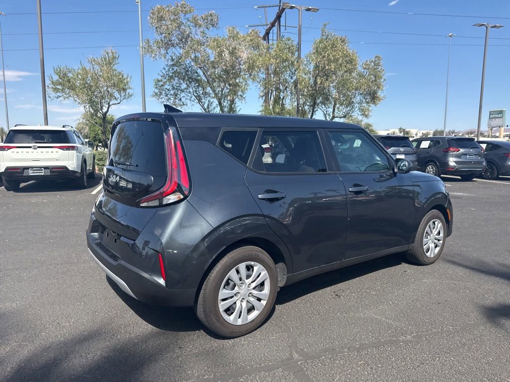 Used 2023 Kia Soul LX FWD image 8