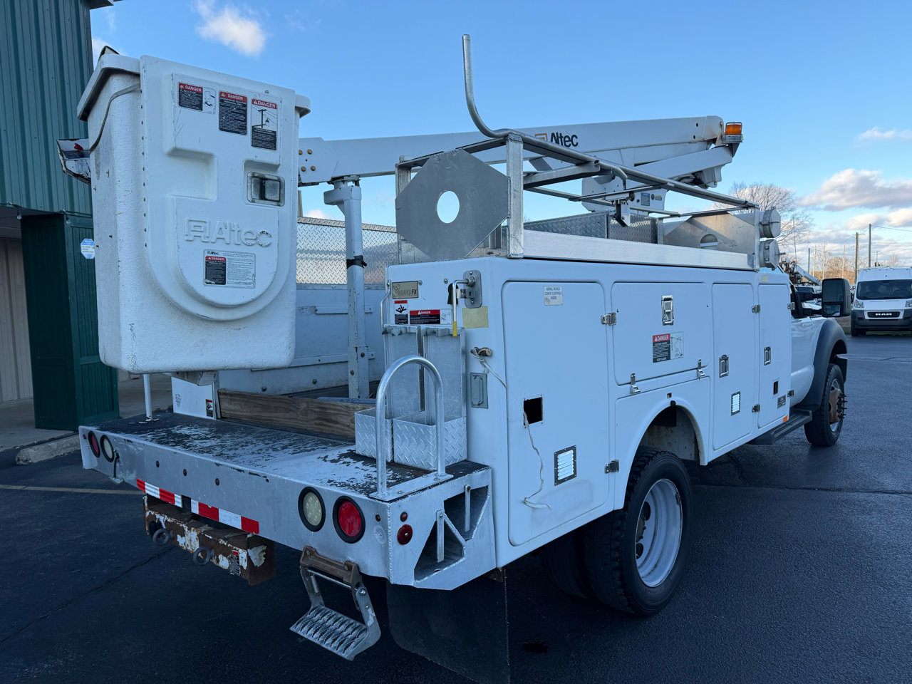 Used 2012 Ford F450 XL w/ Snow Plow Prep Pkg image 5