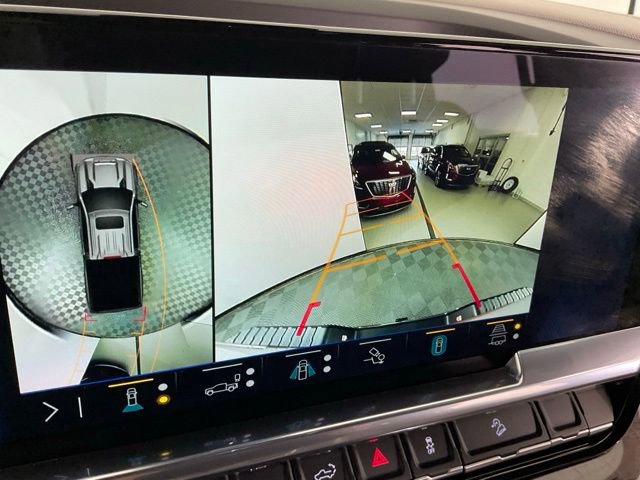 Used 2025 Chevrolet Silverado 2500 LTZ w/ LTZ Convenience Package image 14