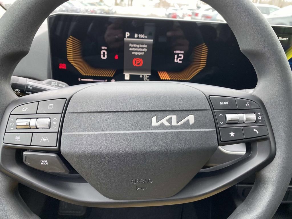 New 2026 Kia K4 LXS image 11