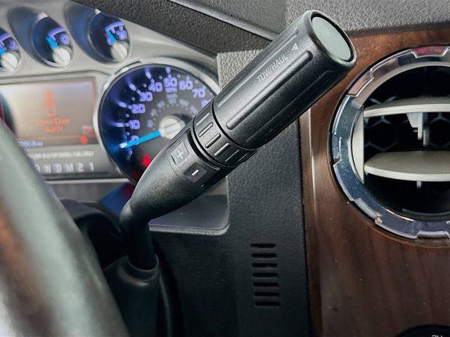 Used 2011 Ford F350 Lariat w/ Lariat Interior Pkg image 16