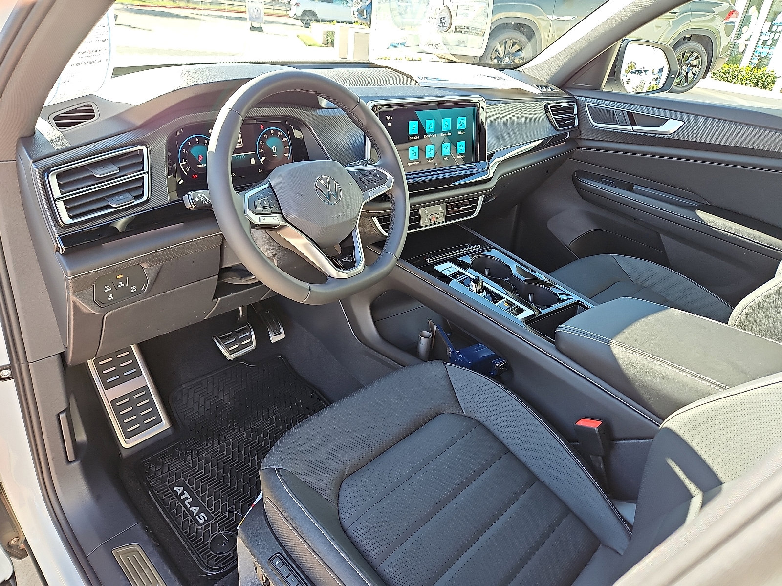 New 2026 Volkswagen Atlas Cross Sport SEL R-Line image 12