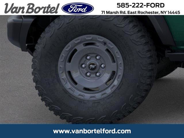 Used 2025 Ford Bronco Badlands image 86