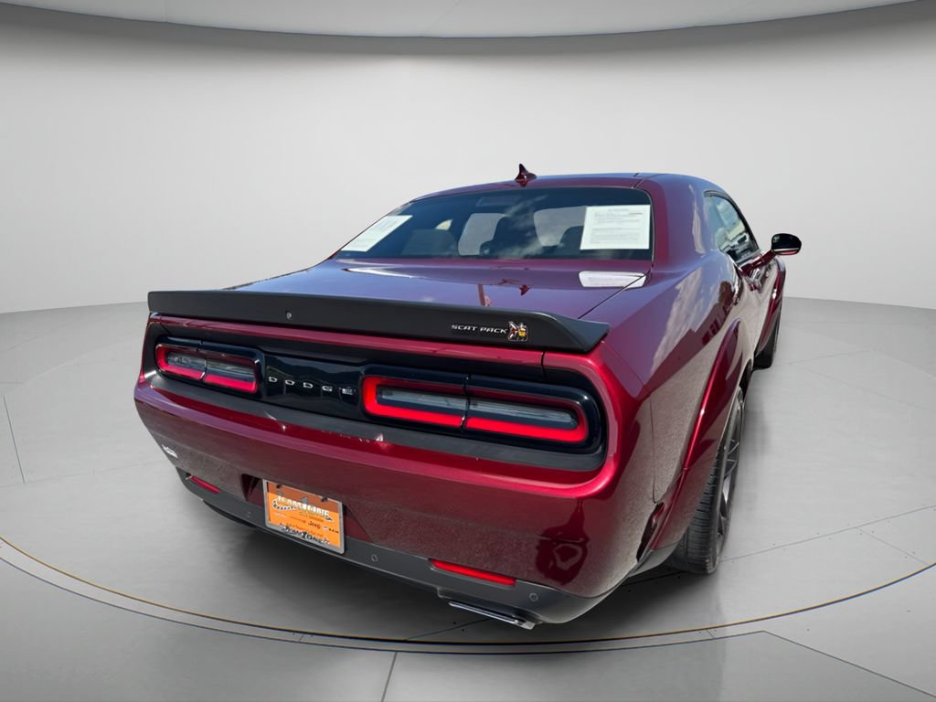 Used 2022 Dodge Challenger R/T Scat Pack RWD image 7
