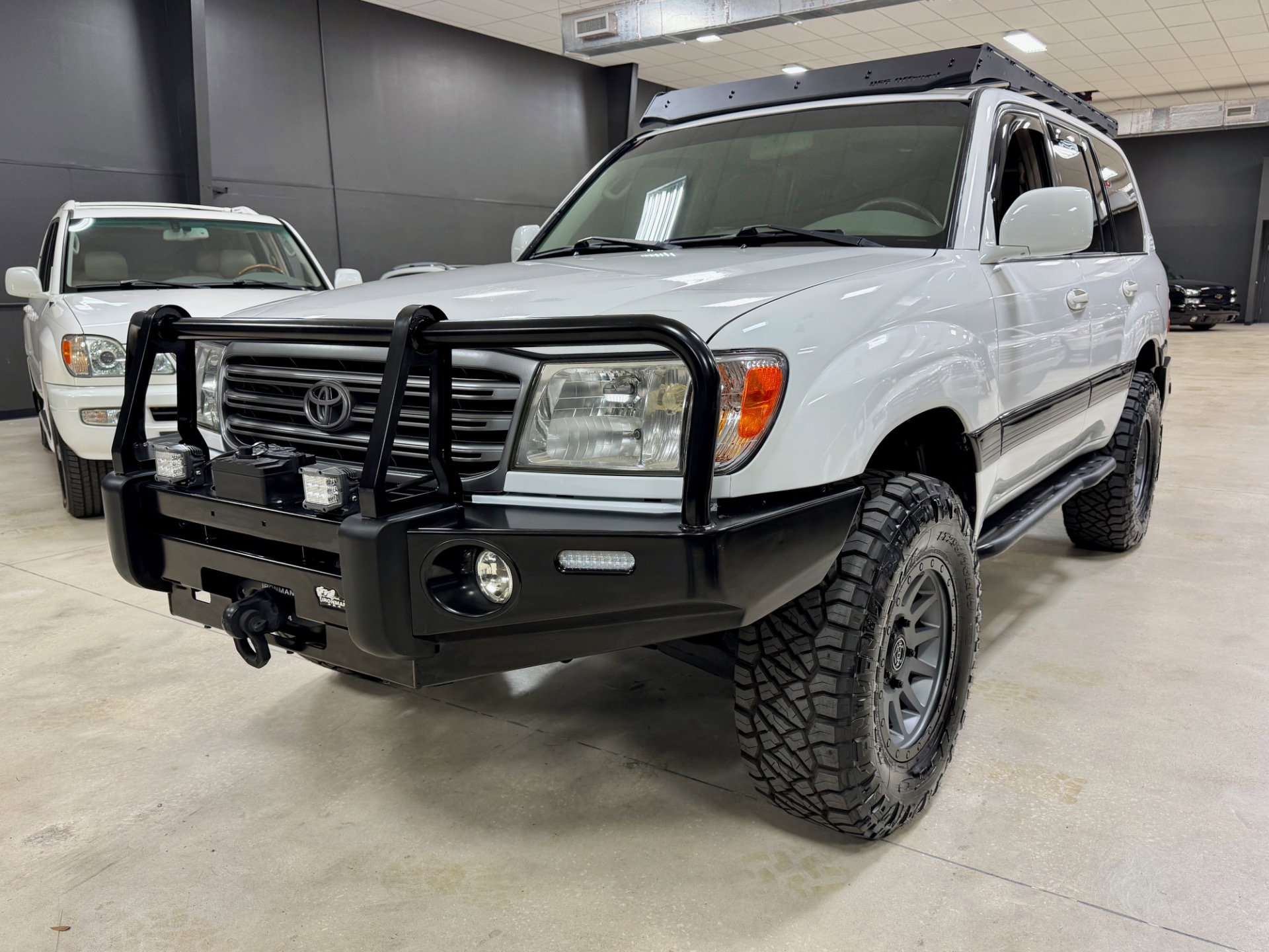 Used 2004 Toyota Land Cruiser image 3