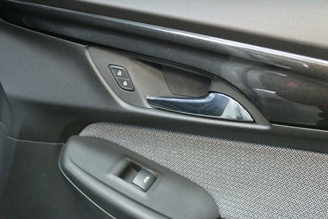 Used 2025 Chevrolet TrailBlazer LT w/ Convenience Package image 9