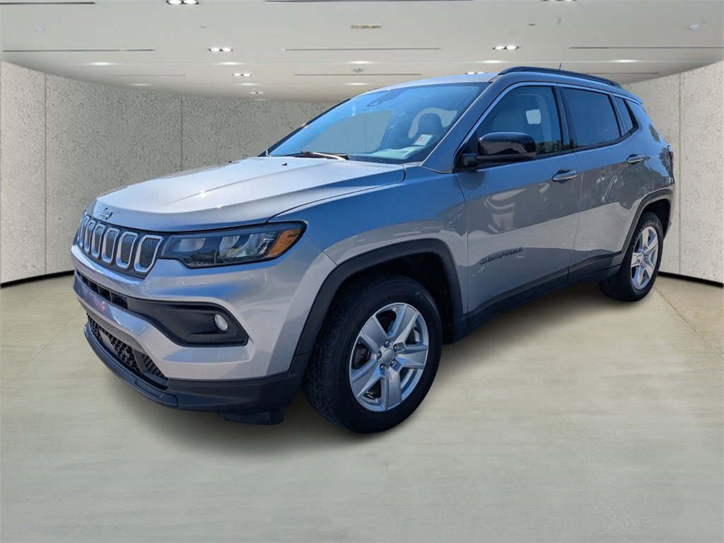 Used 2022 Jeep Compass Latitude image 7