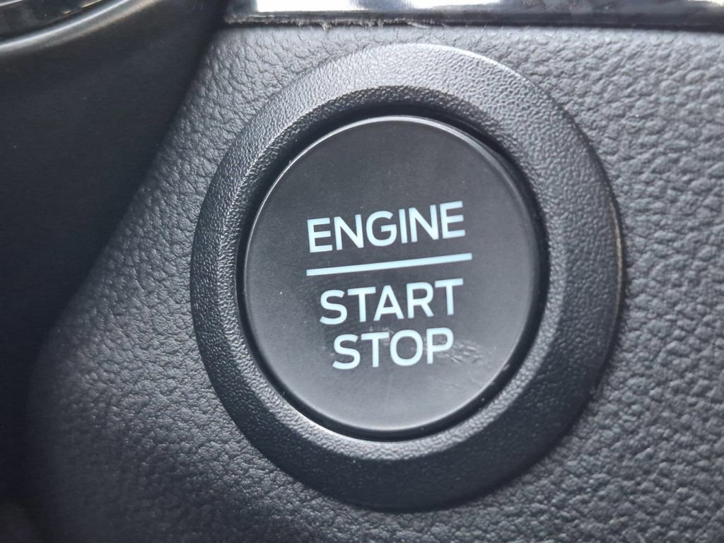 Used 2024 Ford Escape ST-Line image 30