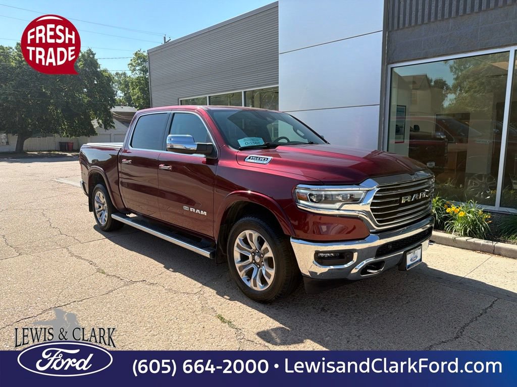 Used 2022 RAM 1500 Limited AWD/4WD image 1