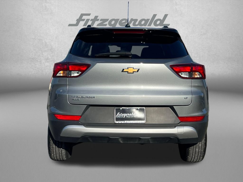 Used 2025 Chevrolet TrailBlazer LT AWD/4WD image 7
