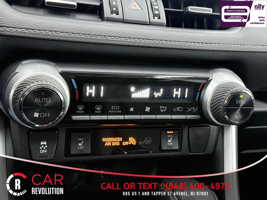 Used 2021 Toyota RAV4 XLE Premium AWD/4WD image 21