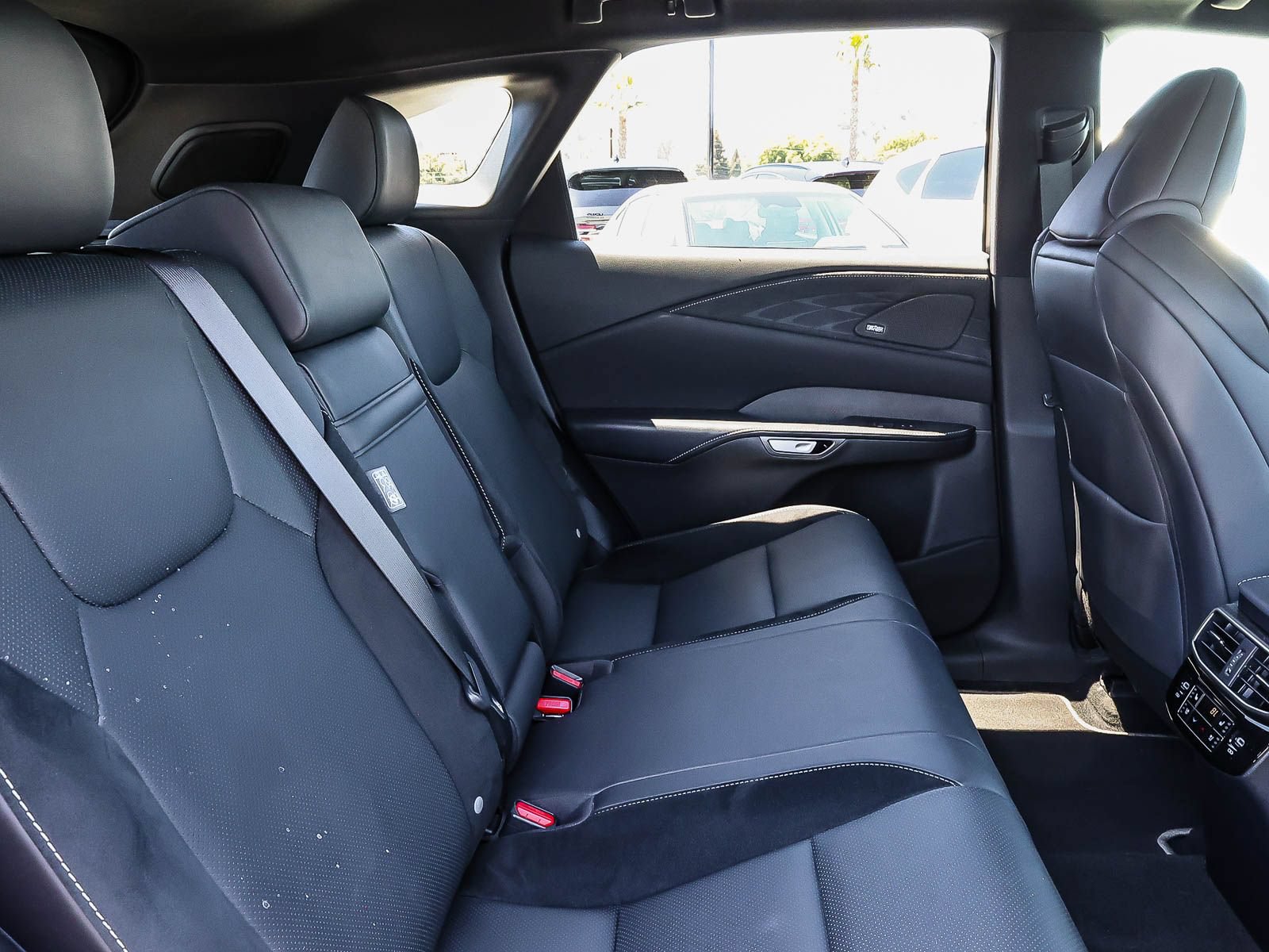 Used 2023 Lexus RX 500h F Sport w/ Cold Area Package AWD/4WD image 19