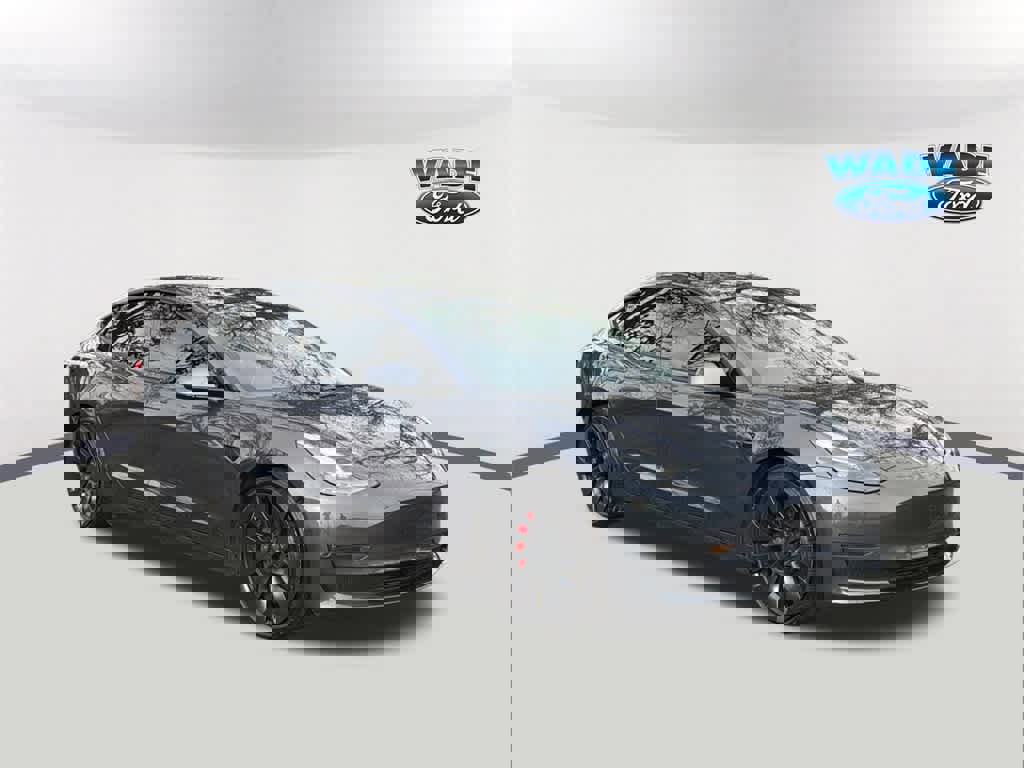 Used 2021 Tesla Model 3 Performance image 3