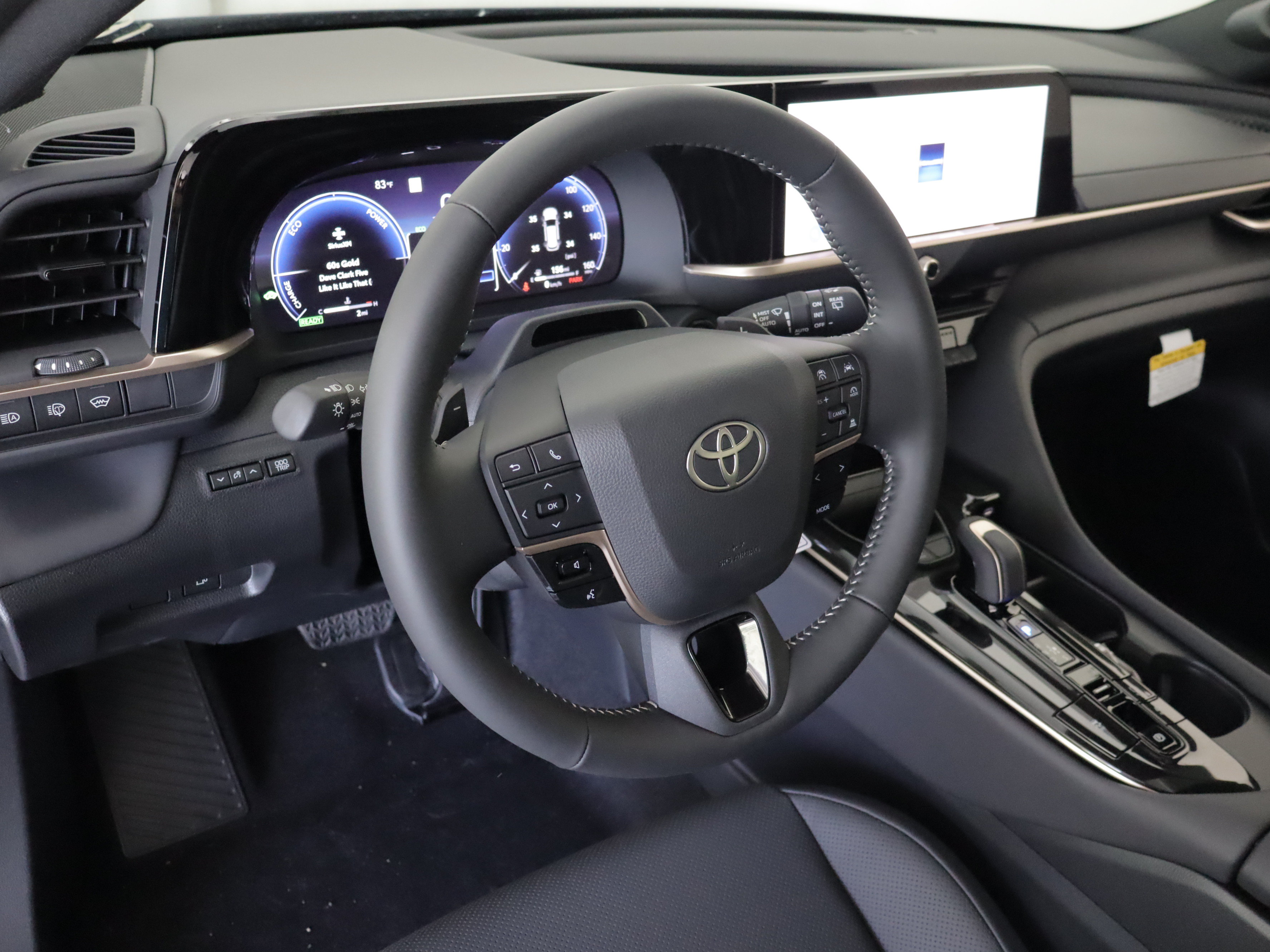 New 2026 Toyota Crown Signia w/ Advanced Technology Package AWD/4WD image 8