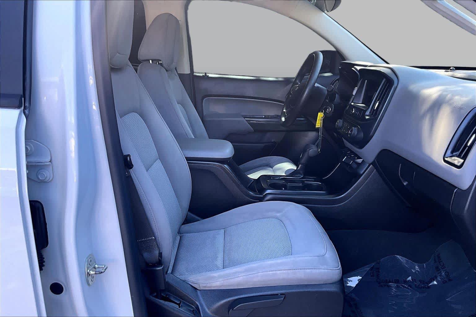 Used 2019 Chevrolet Colorado W/T w/ WT Convenience Package AWD/4WD image 8