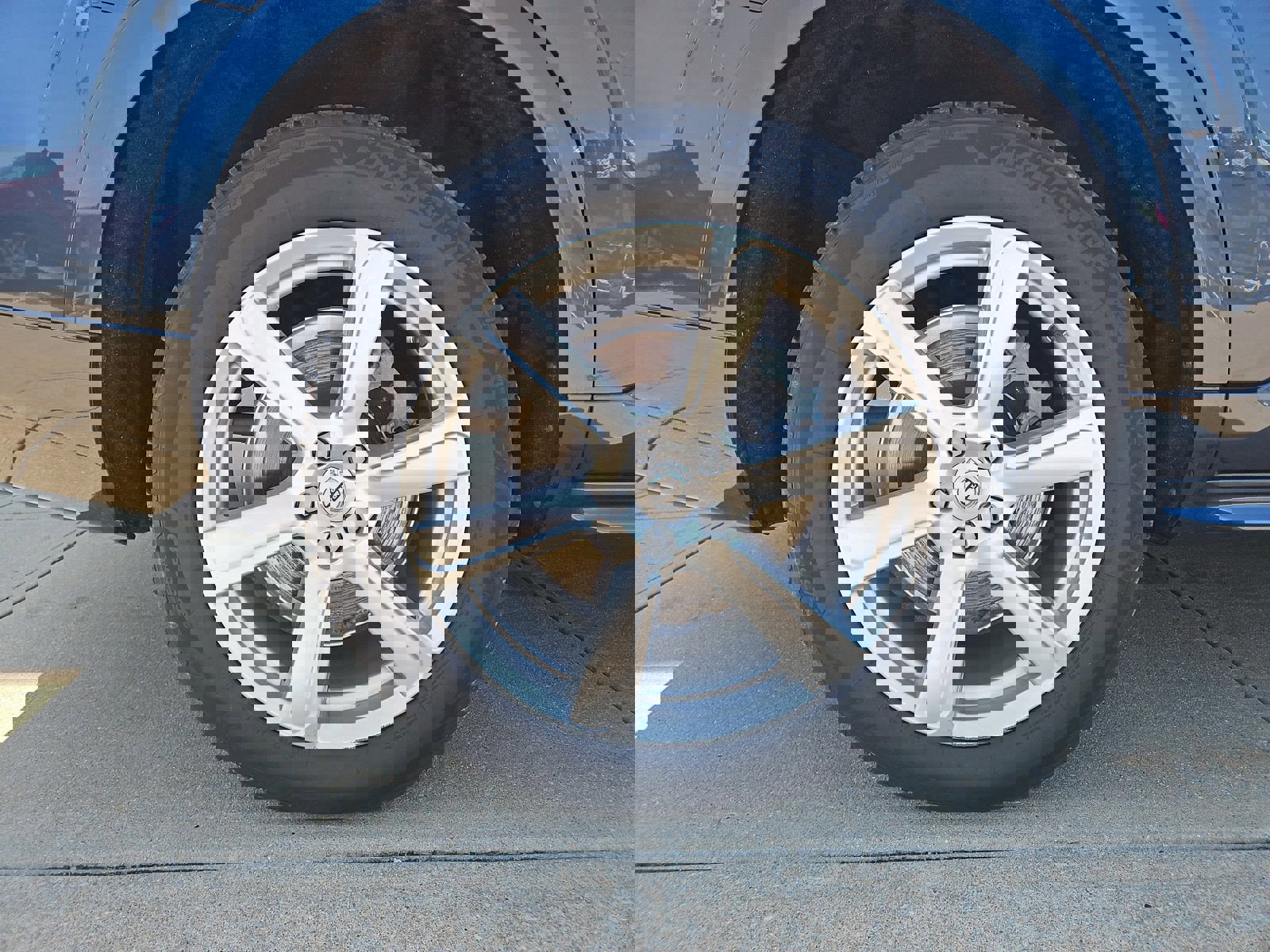 Used 2021 Volvo XC90 T6 Momentum image 5