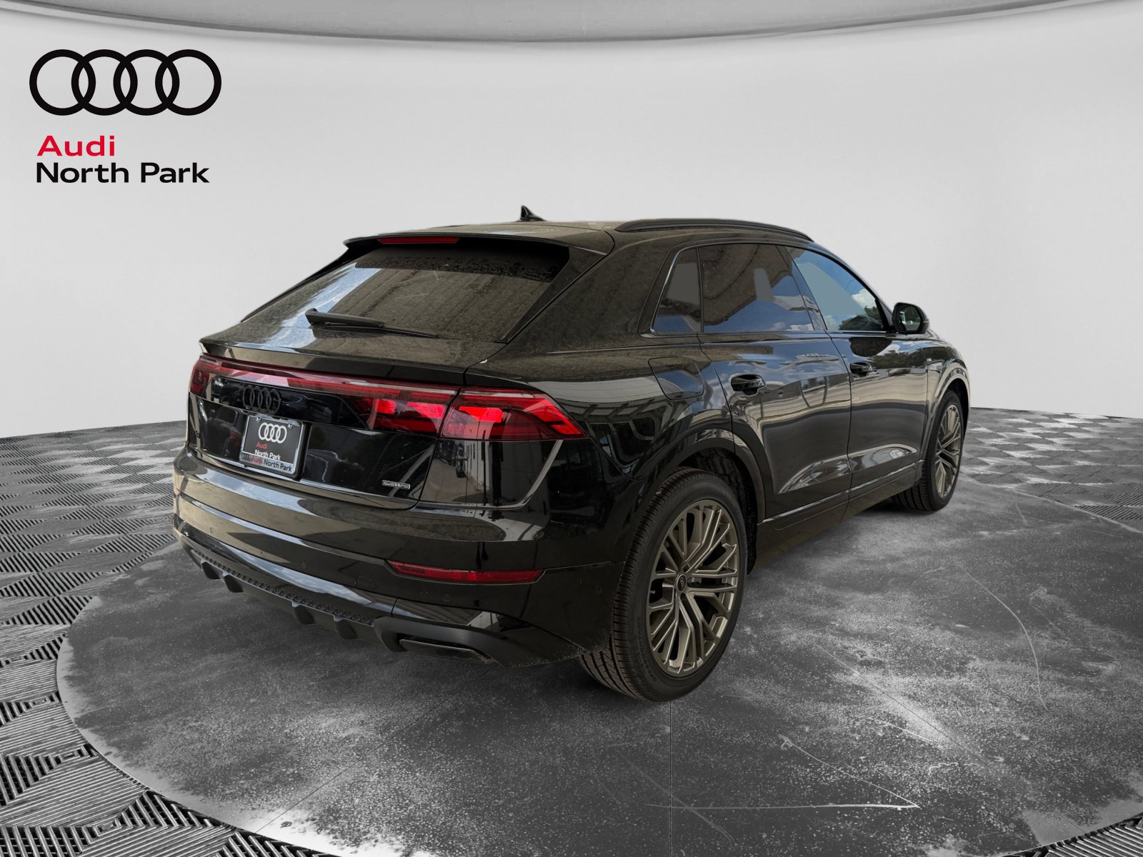 New 2027 Audi Q8 Prestige AWD/4WD image 5