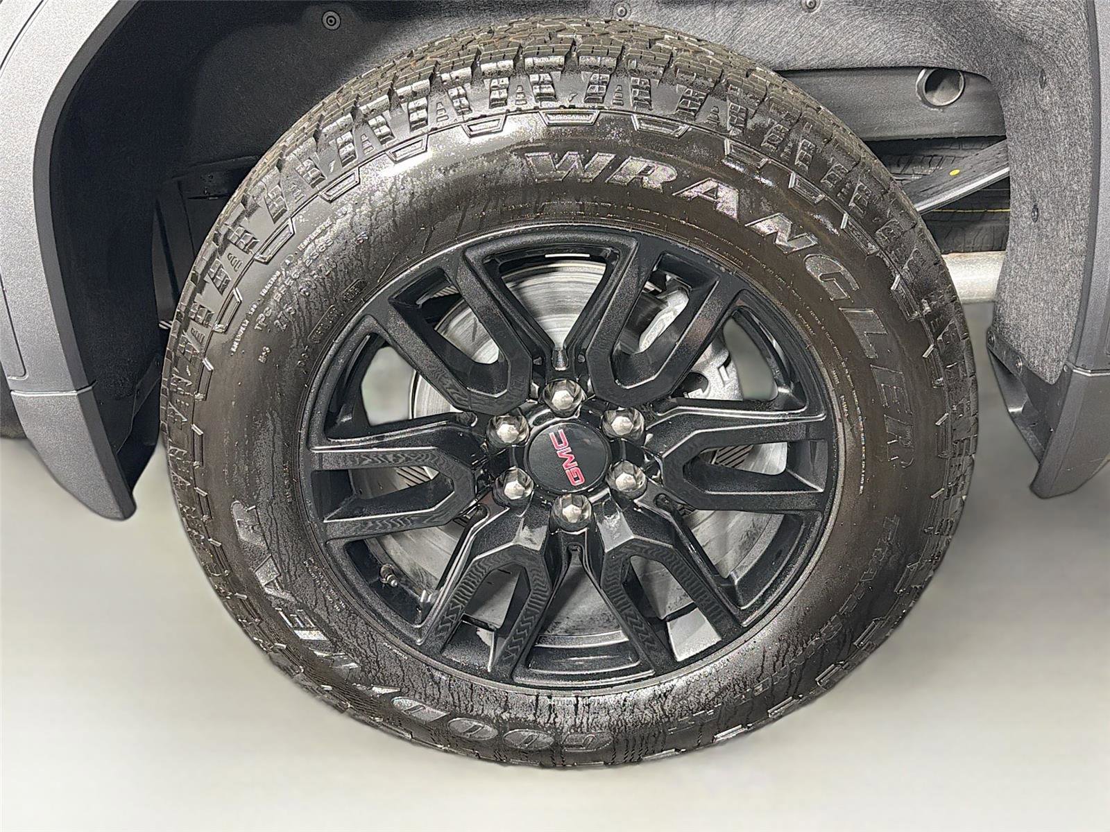 New 2026 GMC Sierra 1500 Elevation image 32