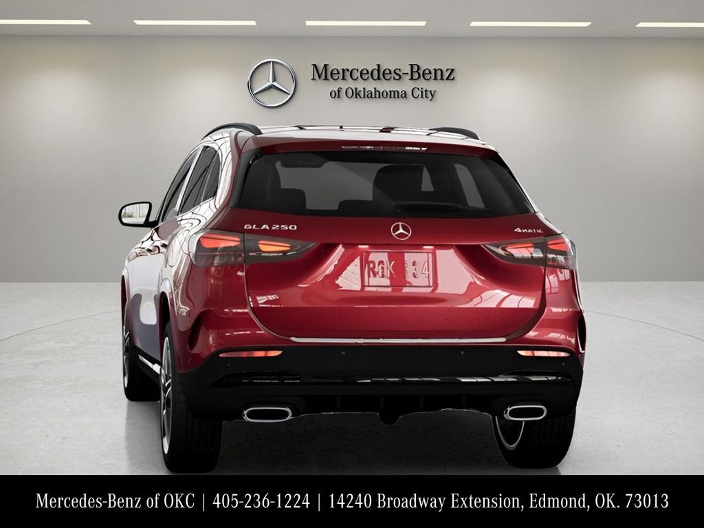Used 2025 Mercedes-Benz GLA 250 4MATIC image 24