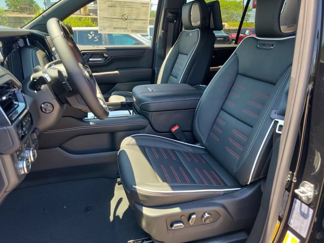 New 2026 GMC Yukon AT4 Ultimate AWD/4WD image 13